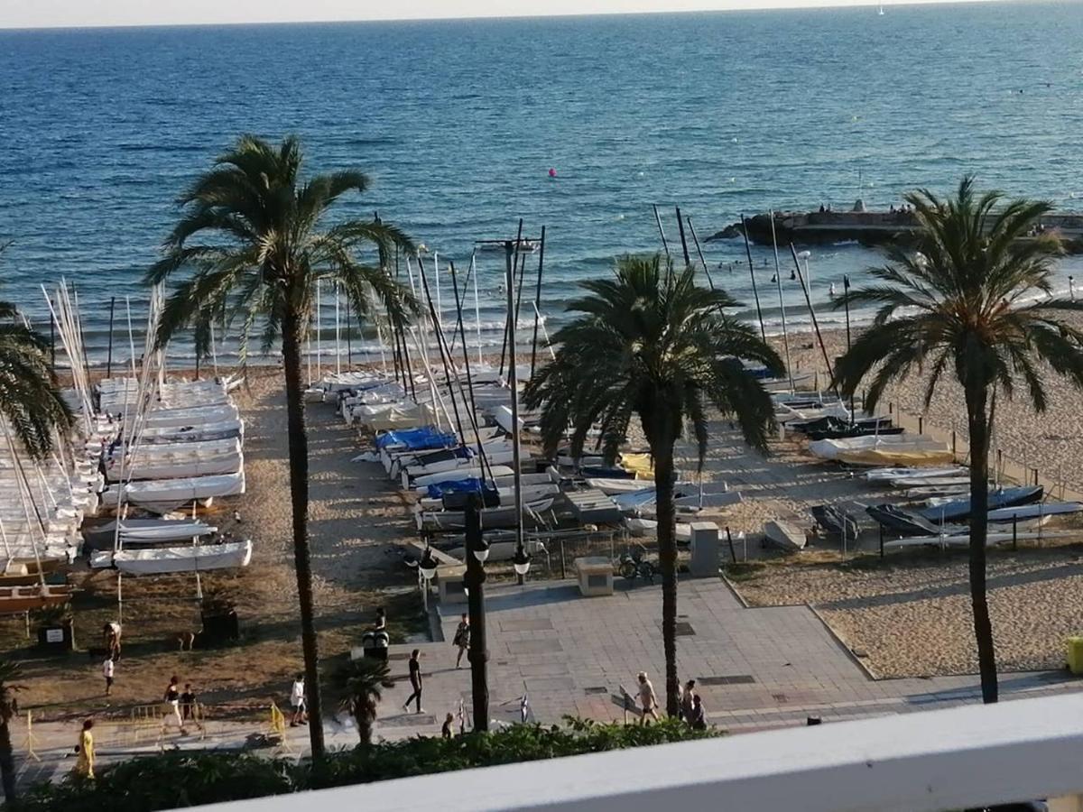 דירות סיטגס Atico Con Fantasticas Vistas Al Mar Y La Iglesia מראה חיצוני תמונה