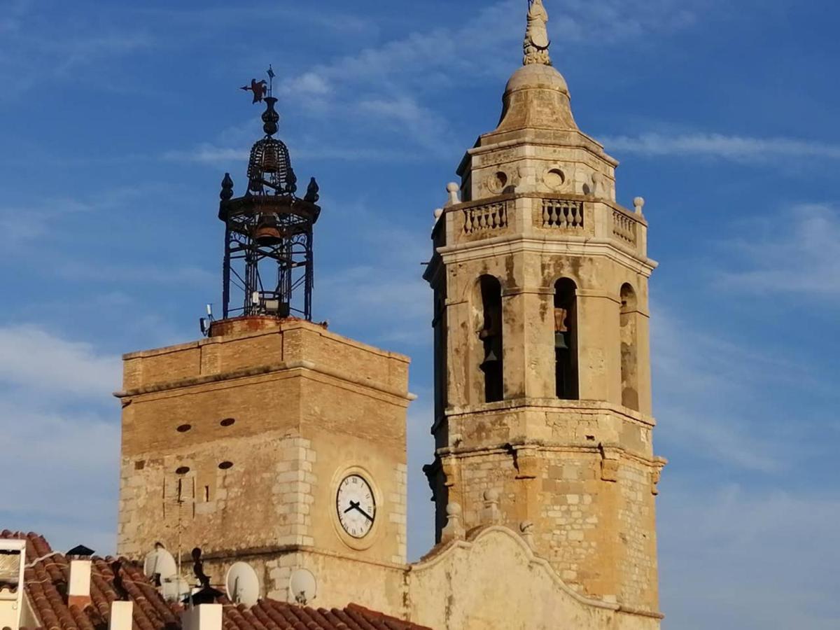 דירות סיטגס Atico Con Fantasticas Vistas Al Mar Y La Iglesia מראה חיצוני תמונה