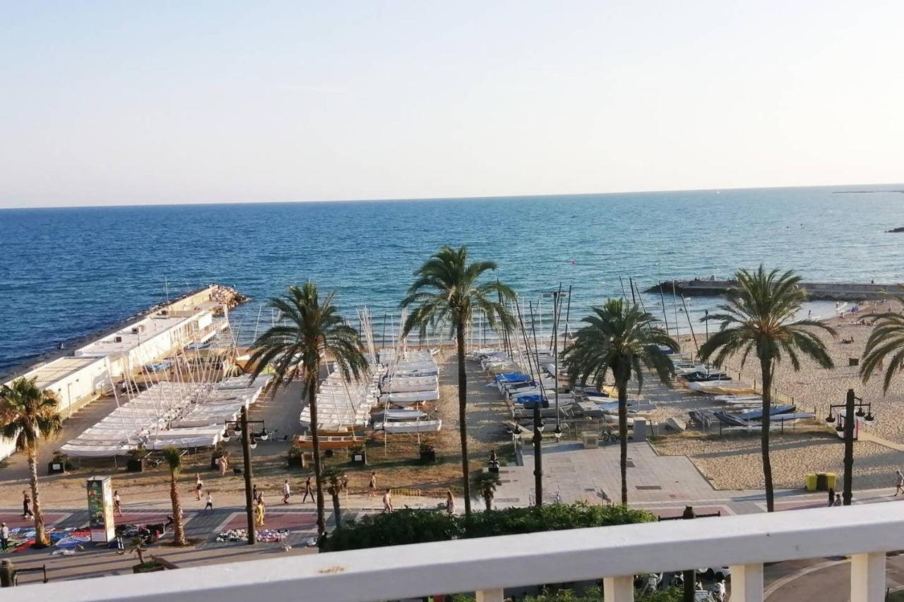 דירות סיטגס Atico Con Fantasticas Vistas Al Mar Y La Iglesia מראה חיצוני תמונה