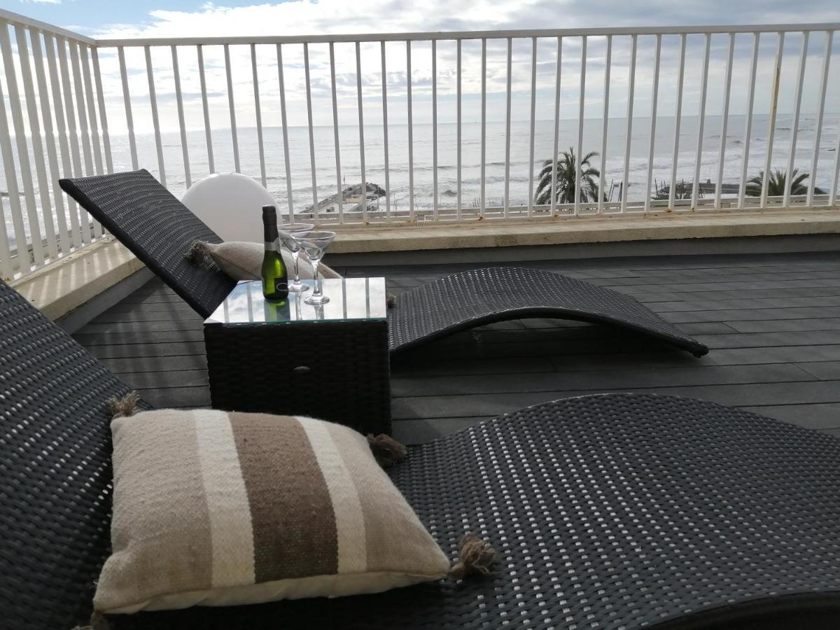 דירות סיטגס Atico Con Fantasticas Vistas Al Mar Y La Iglesia מראה חיצוני תמונה