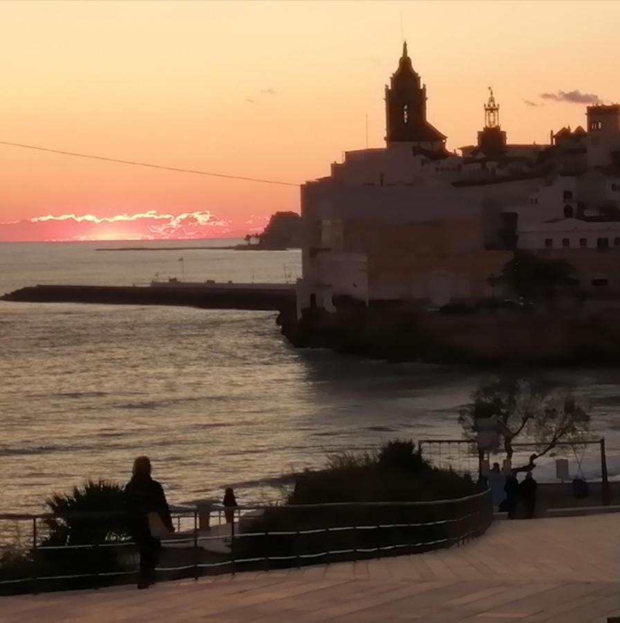 דירות סיטגס Atico Con Fantasticas Vistas Al Mar Y La Iglesia מראה חיצוני תמונה