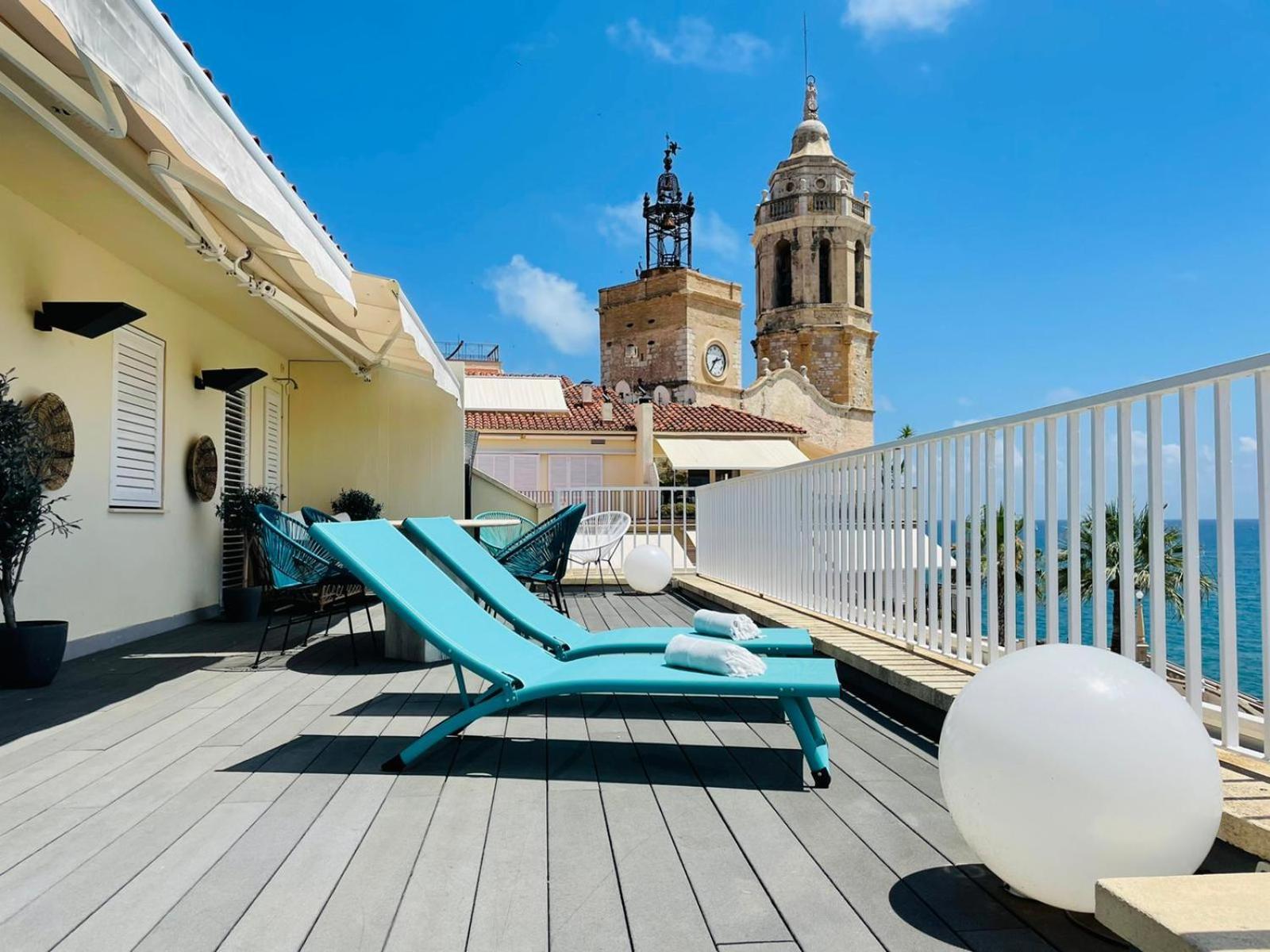 דירות סיטגס Atico Con Fantasticas Vistas Al Mar Y La Iglesia חדר תמונה